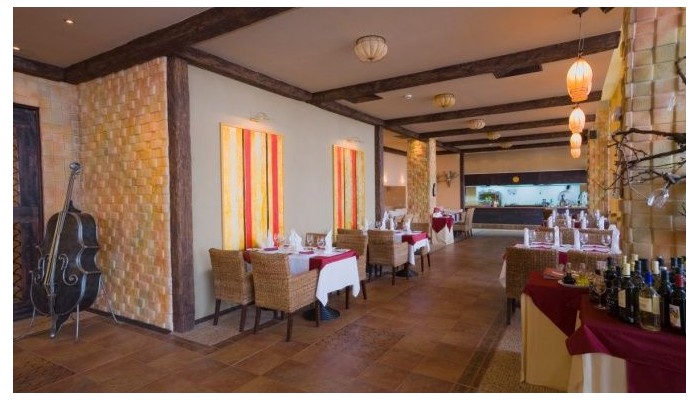 Dit Majestic Beach Resort poza 6