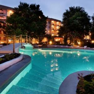 poza Hotel Ljuljak (Lyulyak)