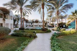 poza telefon Hotel Falcon Hills