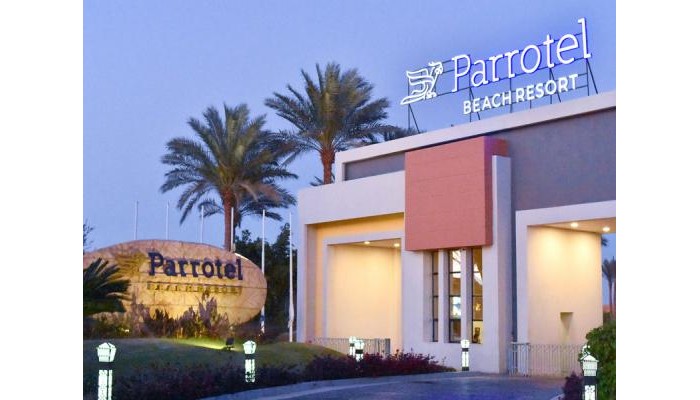 Parrotel Beach Resort poza 0