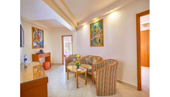 Parrotel Beach Resort poza 18