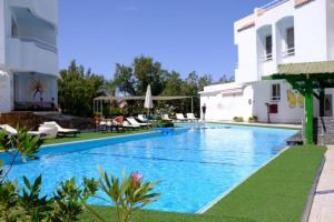 poza telefon Hotel Viking Club