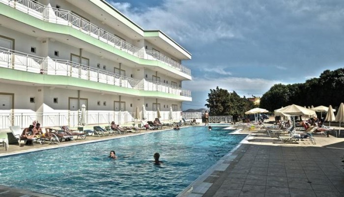 Hotel Chrissy's Paradise poza 0