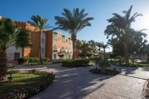 poza telefon Sunrise Garden Beach Resort