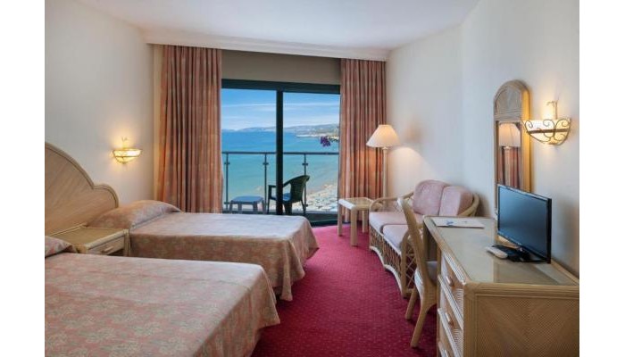 Hotel Aska Just In Beach poza 4