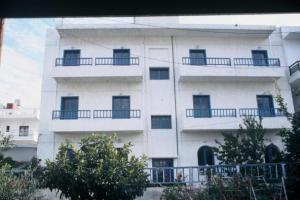 poza telefon Hotel Friday