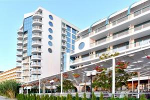 poza telefon Hotel Berlin Golden Beach